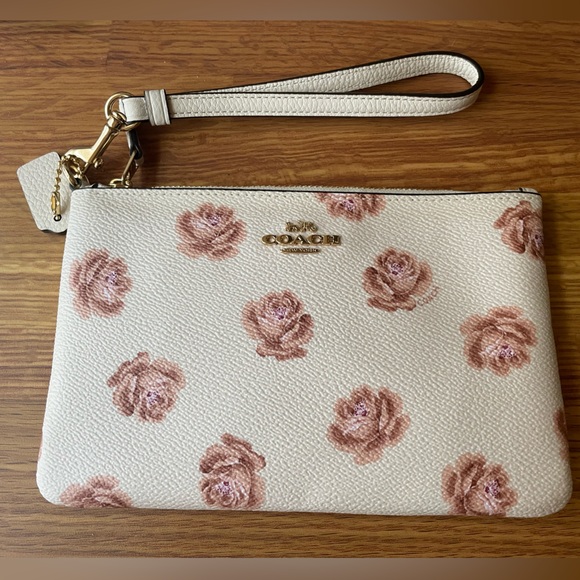 Coach Corner Zip Wristlet Cream With Floral Pink Rose Print With Hangtag - Picture 2 of 8